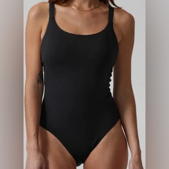 NWT! Athleta Black Hermosa One Piece Swimsuit - Size M - Picture 1 of 8